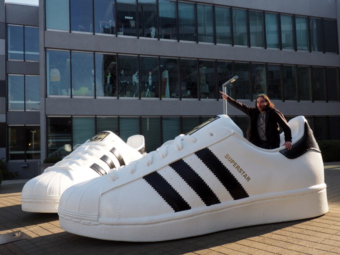 Spotted on the Roadside An Old Woman In A Giant Shoe • Mellzah