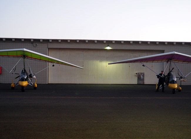 powered hang gliders