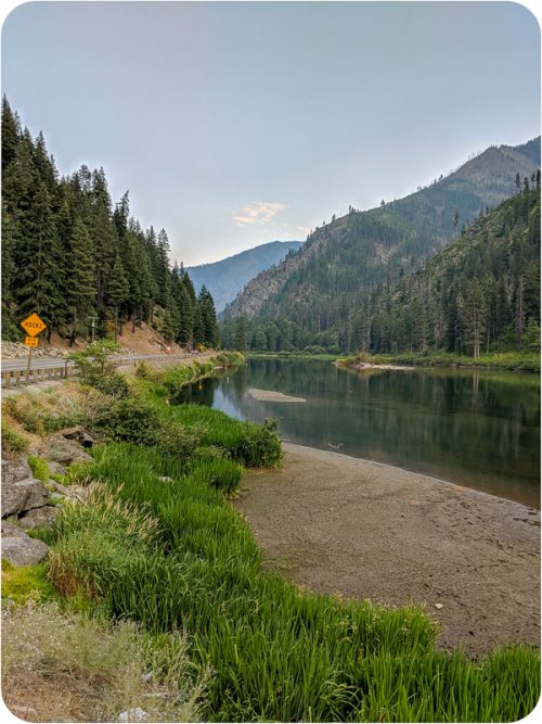 A Closer Look at 2018 River tubing in Leavenworth, pet pigs, and wigs